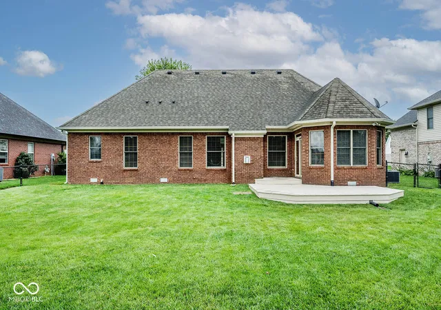5th image of 3882 S Cedar Creek Ln, New Palestine, IN 46163 | MLS# 22119911