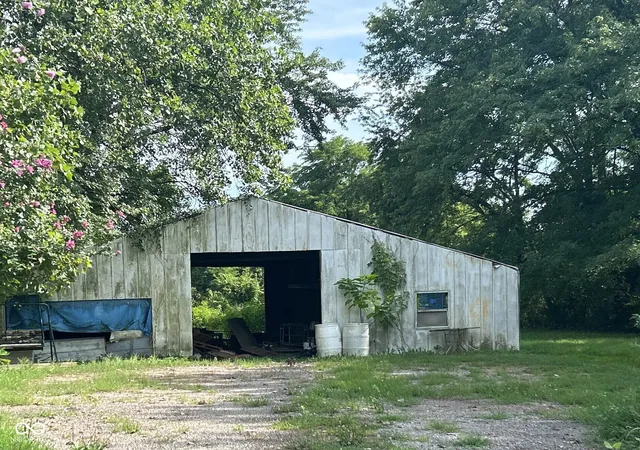 Photo 2 of Sale Pending at 5187 W 700 North, Madison, IN 47250 | MLS# 22119918 | Listing updated on 2026-09-21