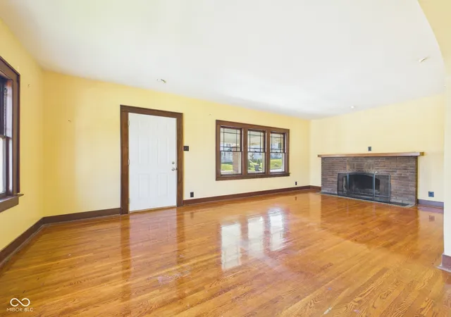 3rd image of 915 Arrow Dr, Anderson, IN 46016 | MLS# 22119923