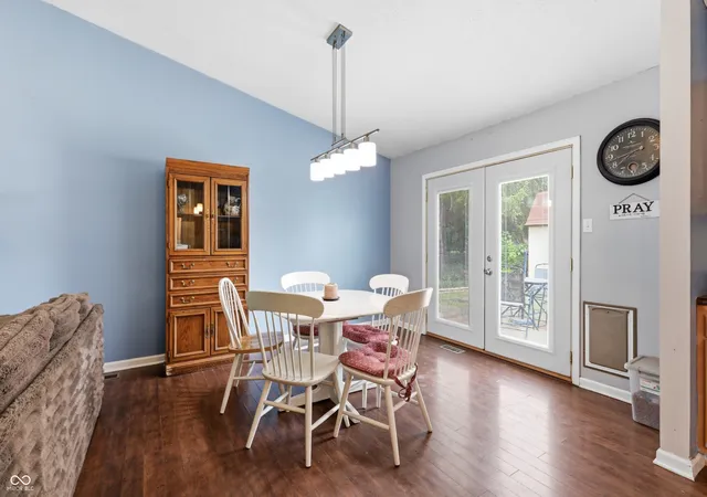 4th image of 11715 Rush Dr, Fishers, IN 46038 | MLS# 22119930