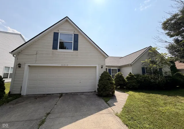 1st image of 16313 Clarks Hill Wy, Westfield, IN 46074 | MLS# 22119939