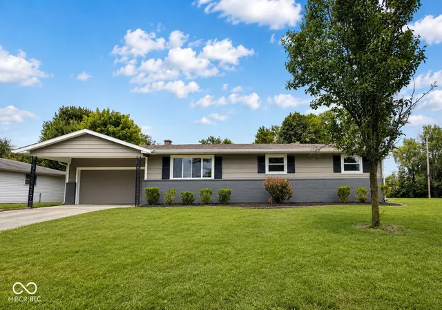 1st image of 3330 Willowbrook Dr, Martinsville, IN 46151 | MLS# 22119941