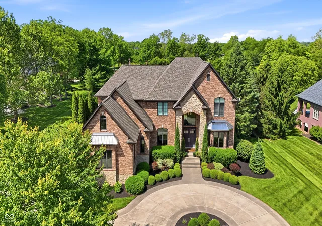 1st image of 16032 Colleton Ct, Carmel, IN 46033 | MLS# 22119953