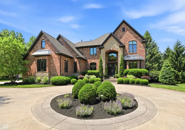 3rd image of 16032 Colleton Ct, Carmel, IN 46033 | MLS# 22119953