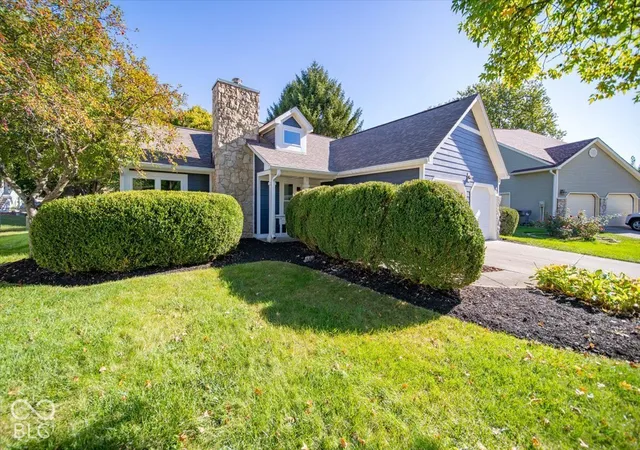 Photo 3 of Single family home for sale at 9119 Hardwood Ct, Indianapolis, IN 46250 | MLS# 22119961 | Listing updated on 2026-10-07