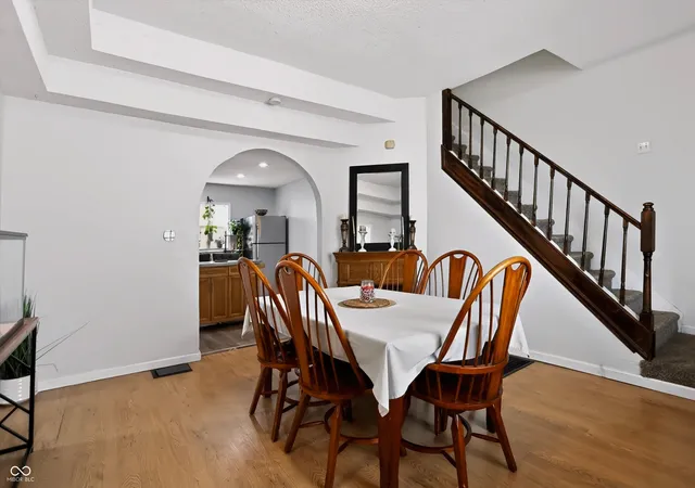 4th image of 218 S Emerson Ave, Indianapolis, IN 46219 | MLS# 22119979