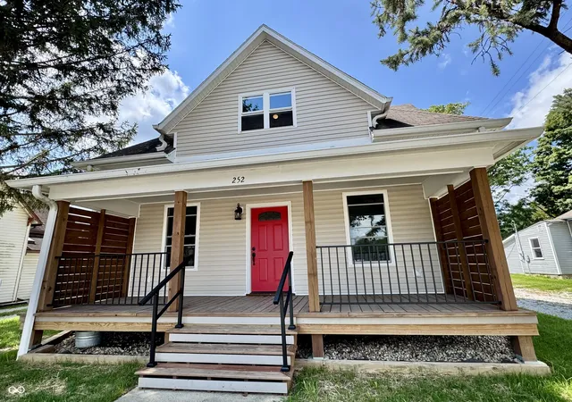 1st image of 252 S Main St, Cloverdale, IN 46120 | MLS# 22119984