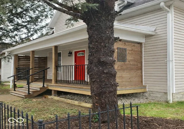 2nd image of 252 S Main St, Cloverdale, IN 46120 | MLS# 22119984