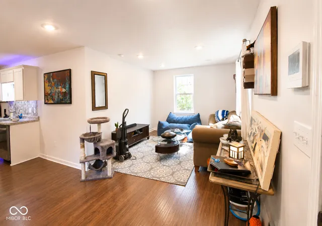 3rd image of 5182 Clarendon Rd, Indianapolis, IN 46208 | MLS# 22119989