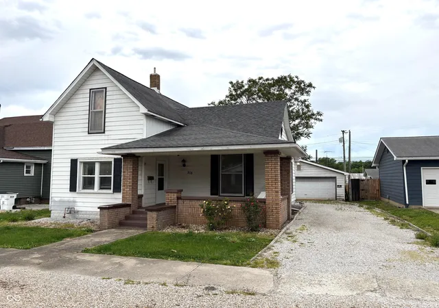 Photo 1 of Single family home for sale at 808 Washington St, Clay City, IN 47841 | MLS# 22119990 | Listing updated on 2026-09-23