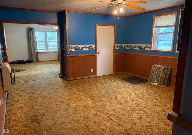 Photo 4 of Single family home for sale at 808 Washington St, Clay City, IN 47841 | MLS# 22119990 | Listing updated on 2026-09-23