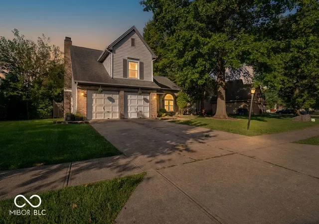 2nd image of 5037 Deer Creek Pl, Indianapolis, IN 46254 | MLS# 22119991