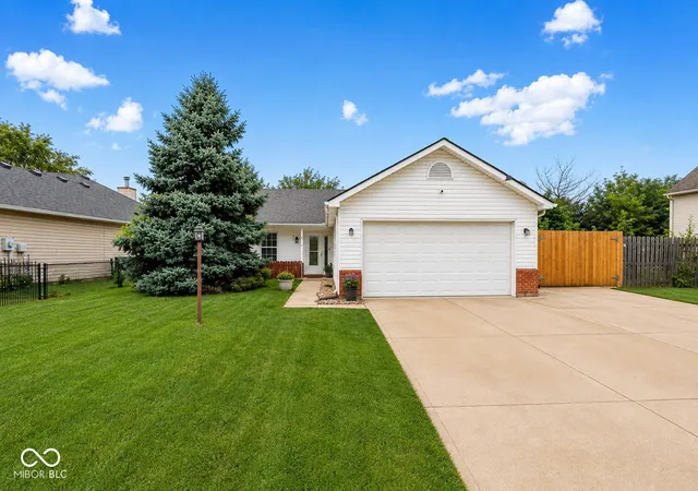 Photo 1 of Sale Pending at 5212 Seerley Crk Rd, Indianapolis, IN 46241 | MLS# 22119994 | Listing updated on 2026-08-20