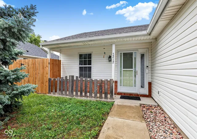 Photo 2 of Sale Pending at 5212 Seerley Crk Rd, Indianapolis, IN 46241 | MLS# 22119994 | Listing updated on 2026-08-20