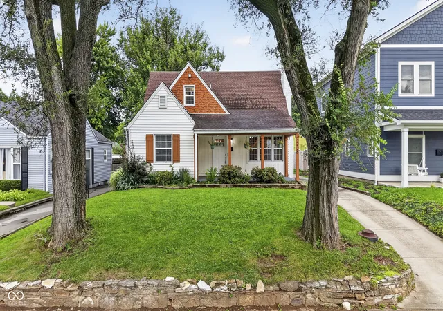 2nd image of 2426 Northview Ave, Indianapolis, IN 46220 | MLS# 22120002