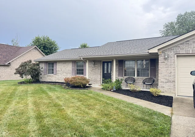 3rd image of 2211 Honeysuckle, Sellersburg, IN 47172 | MLS# 22120009