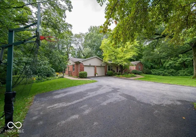 4th image of 3915 Winding Wy, Indianapolis, IN 46220 | MLS# 22120010