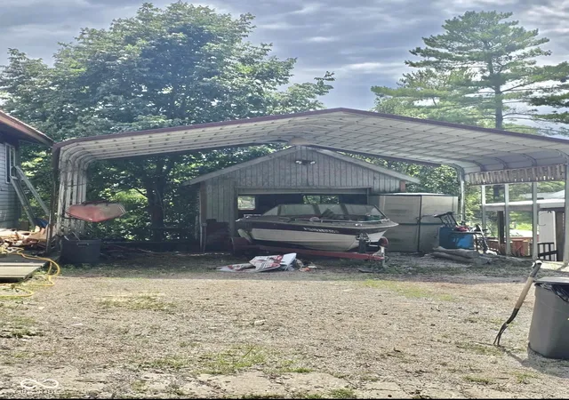 Photo 3 of Sale Pending at 5005 Van Bibber Lake, Greencastle, IN 46135 | MLS# 22120011 | Listing updated on 2026-09-06