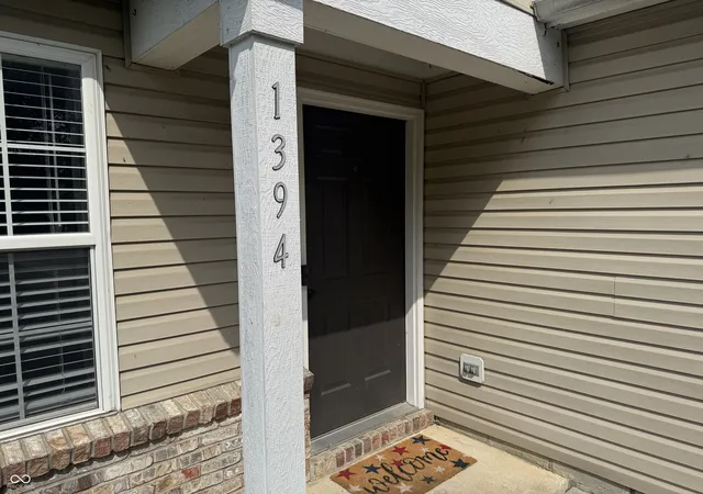 3rd image of 1394 Valley Forge Dr, Indianapolis, IN 46234 | MLS# 22120014