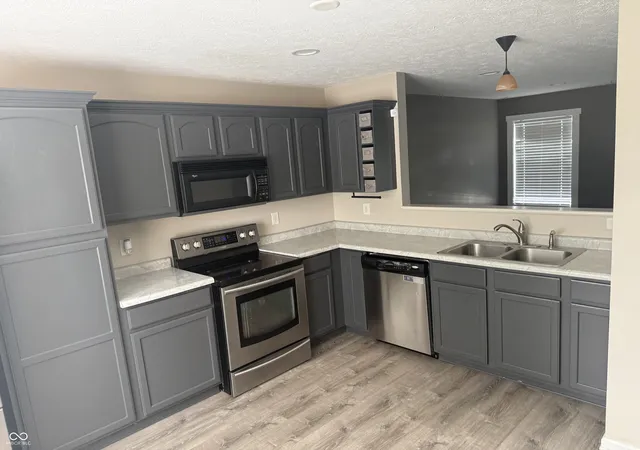 4th image of 1394 Valley Forge Dr, Indianapolis, IN 46234 | MLS# 22120014