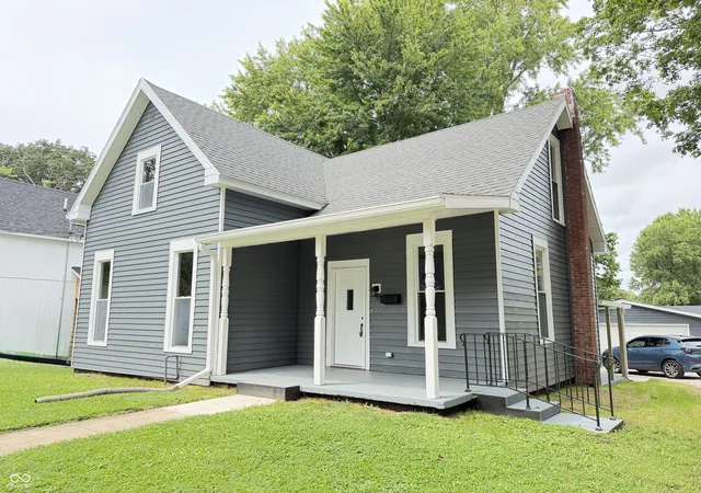 1st image of 134 W Pine St, Knightstown, IN 46148 | MLS# 22120015