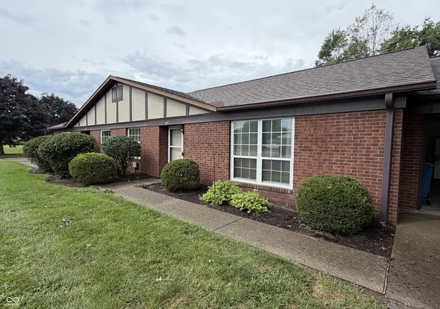 Photo 1 of Sale Pending at 547 Francis Ave Ct, Terre Haute, IN 47804 | MLS# 22120018 | Listing updated on 2026-08-20