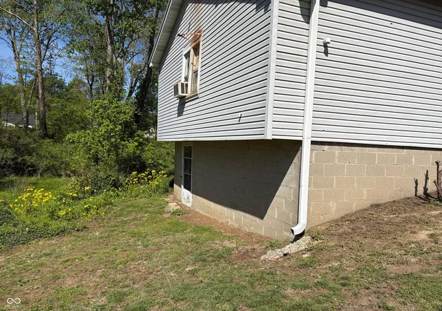 Photo 32 of Manufactured home for sale at 1575 Gobblers Knob Rd, Terre Haute, IN 47803 | MLS# 22120027 | Listing updated on 2026-08-14