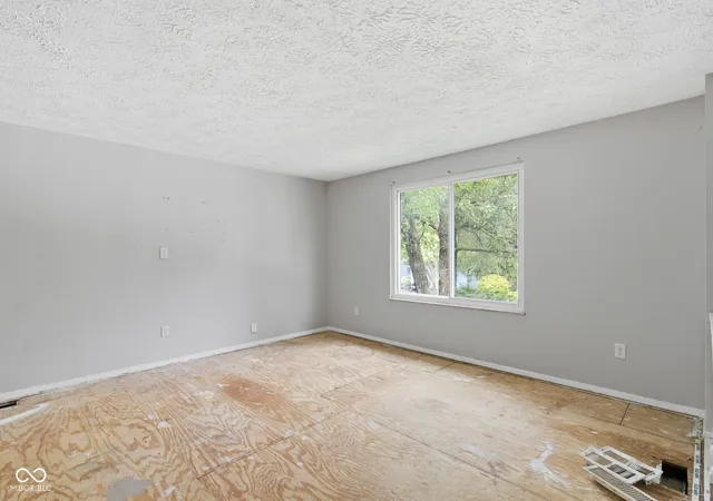 4th image of 8041 E 34Th St, Indianapolis, IN 46226 | MLS# 22120036