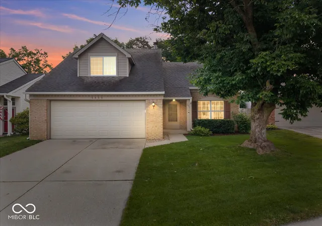 1st image of 7475 Wood Ct, Fishers, IN 46038 | MLS# 22120037