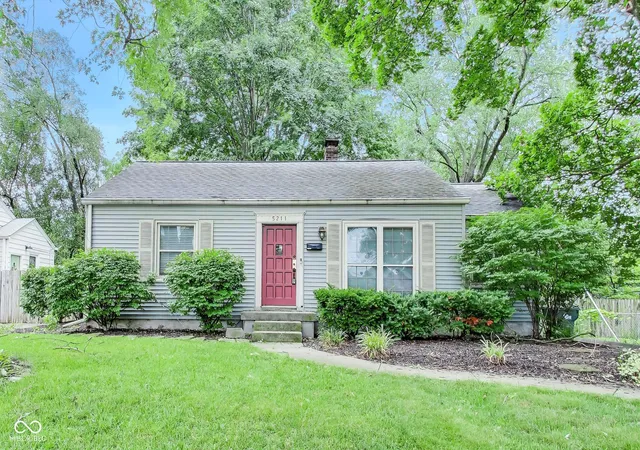1st image of 5211 Rosslyn Ave, Indianapolis, IN 46220 | MLS# 22120047