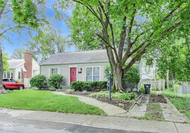 2nd image of 5211 Rosslyn Ave, Indianapolis, IN 46220 | MLS# 22120047