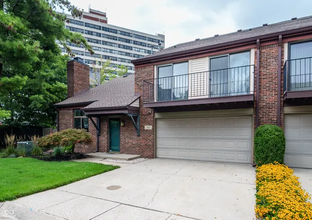 3rd image of 362 E Arch St, Indianapolis, IN 46202 | MLS# 22120059