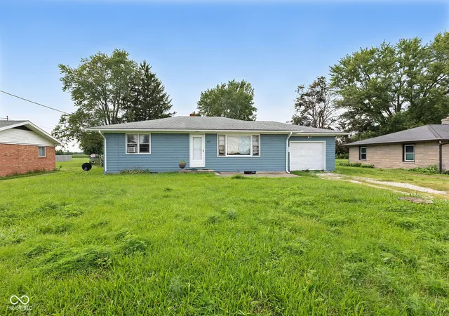 1st image of 4179 S 00 Ew, Kokomo, IN 46902 | MLS# 22120064