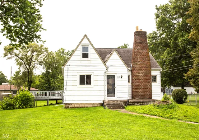 2nd image of 913 E Southport, Indianapolis, IN 46227 | MLS# 22120065