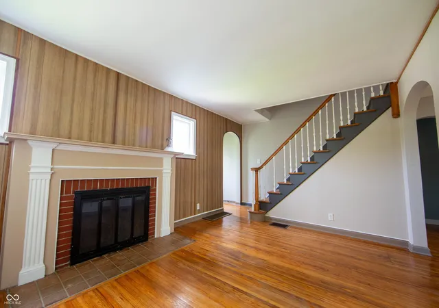 5th image of 913 E Southport, Indianapolis, IN 46227 | MLS# 22120065