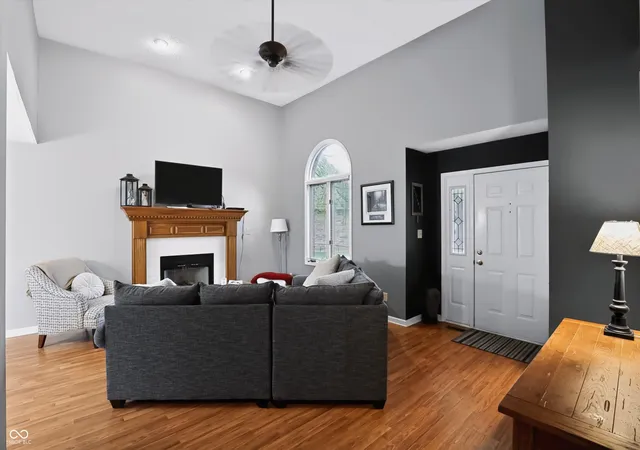 Photo 4 of Single family home for sale at 1102 Sarah Ct, Greenwood, IN 46142 | MLS# 22120067 | Listing updated on 2026-10-01