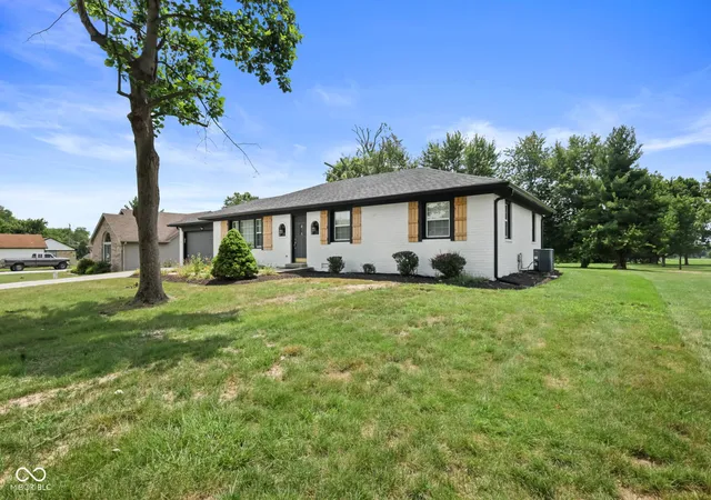 3rd image of 7651 E Stop 11 Rd, Indianapolis, IN 46259 | MLS# 22120073