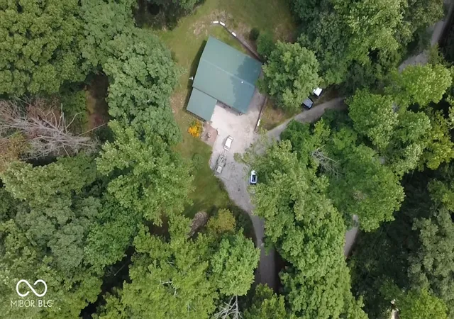 25th image of 1405 Lakeside Dr, Spencer, IN 47460 | MLS# 22120076