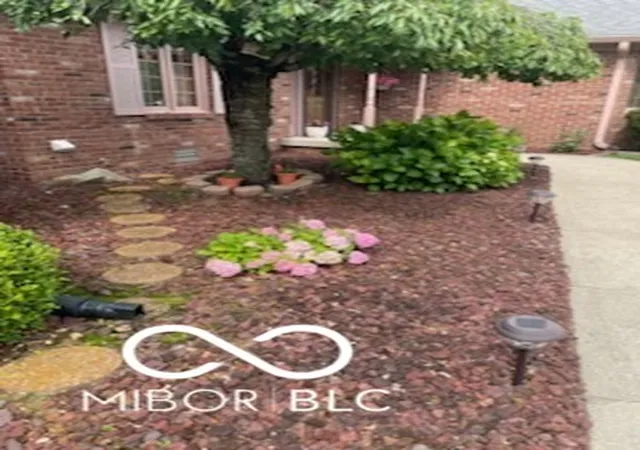 3rd image of 7136 W Anton Wy, New Palestine, IN 46163 | MLS# 22120085