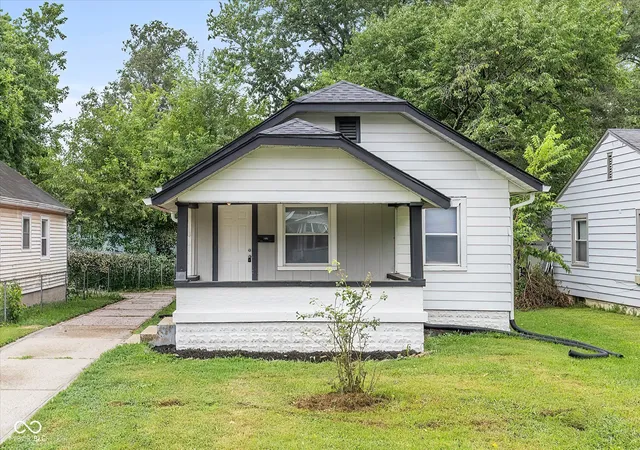 1st image of 726 N Exeter Ave N, Indianapolis, IN 46222 | MLS# 22120088