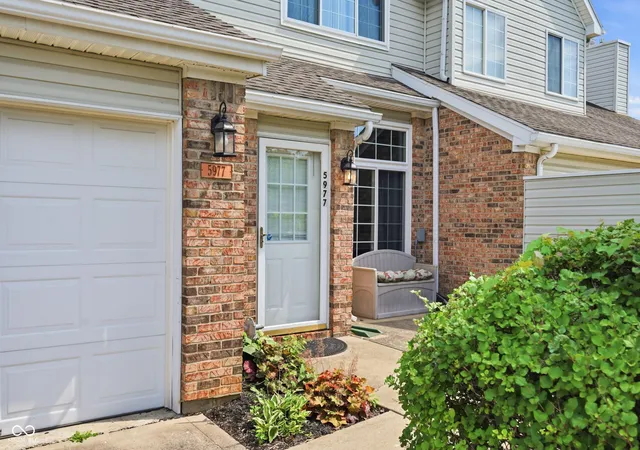 18th image of 5977 Bastille Ln, Indianapolis, IN 46254 | MLS# 22120090