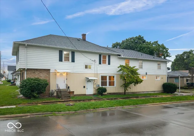 2nd image of 1925 W Jackson, Muncie, IN 47303 | MLS# 22120098