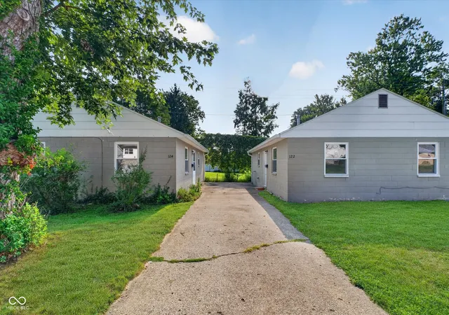 3rd image of 122 N Clark St, Bloomington, IN 47408 | MLS# 22120105