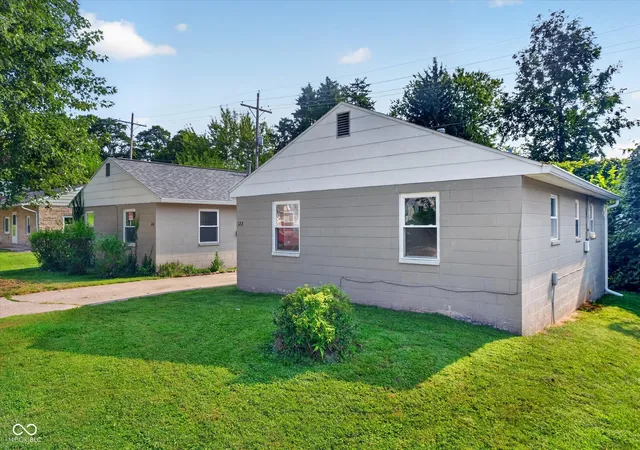 5th image of 122 N Clark St, Bloomington, IN 47408 | MLS# 22120105