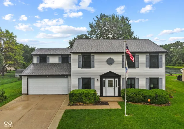 1st image of 555 Hyannis Dr, Avon, IN 46123 | MLS# 22120113