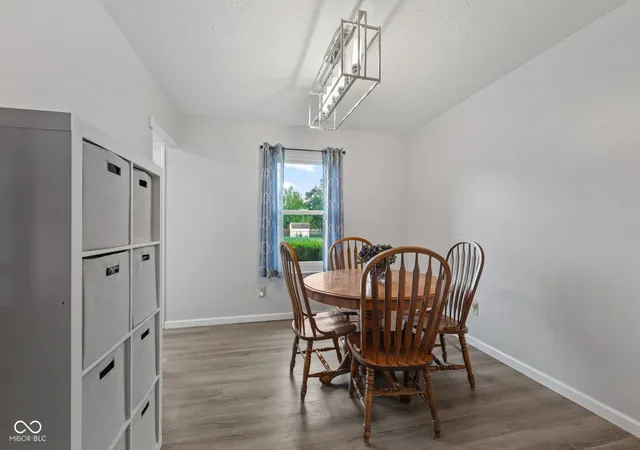 5th image of 555 Hyannis Dr, Avon, IN 46123 | MLS# 22120113