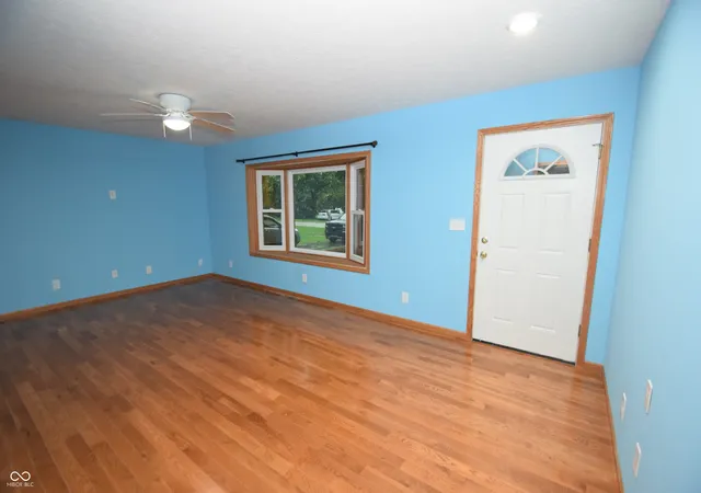 2nd image of 172 S Country Club Ct, Crawfordsville, IN 47933 | MLS# 22120118