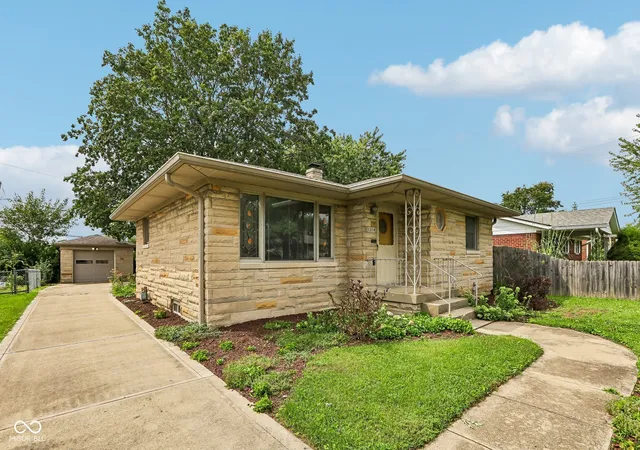 1st image of 1214 Lesley Ave, Indianapolis, IN 46219 | MLS# 22120123