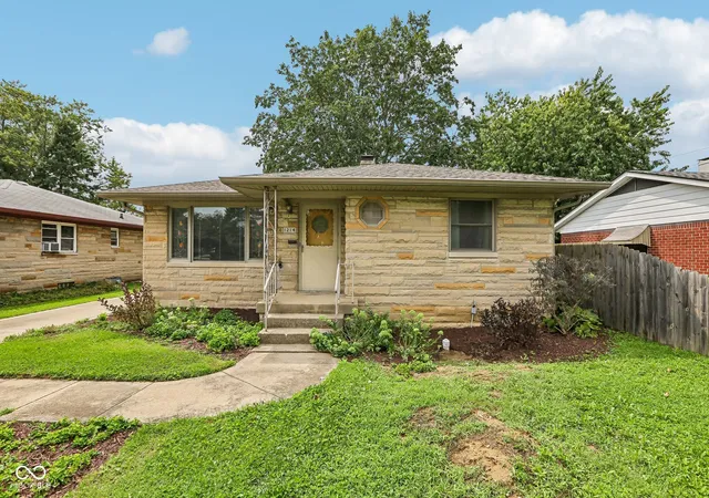 30th image of 1214 Lesley Ave, Indianapolis, IN 46219 | MLS# 22120123