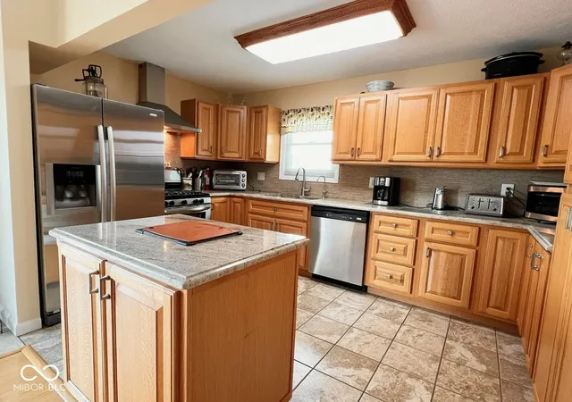 4th image of 2600 Laurelwood Dr, Martinsville, IN 46151 | MLS# 22120128